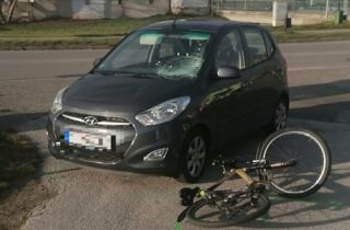 Odbočenie bez prednosti stálo cyklistu život, zrážka s osobným autom sa stala 68-ročnému mužovi osudnou – FOTO